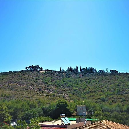 Neorio Studios Poros Town Bagian luar foto