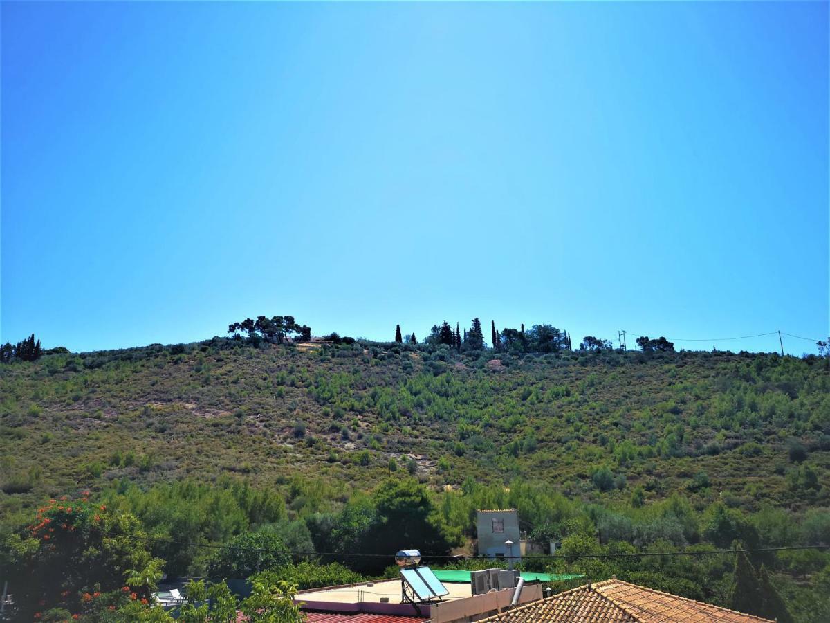 Neorio Studios Poros Town Bagian luar foto