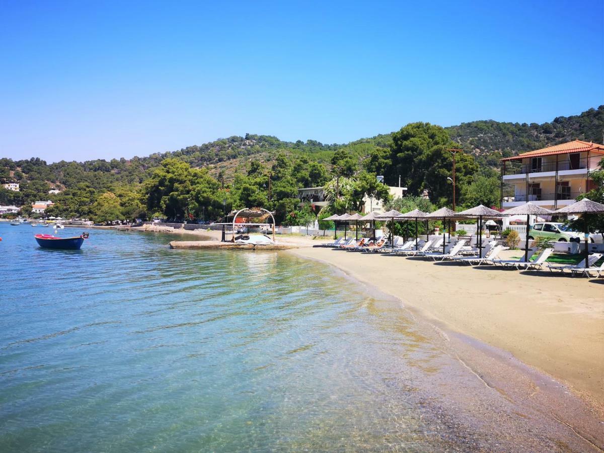 Neorio Studios Poros Town Bagian luar foto
