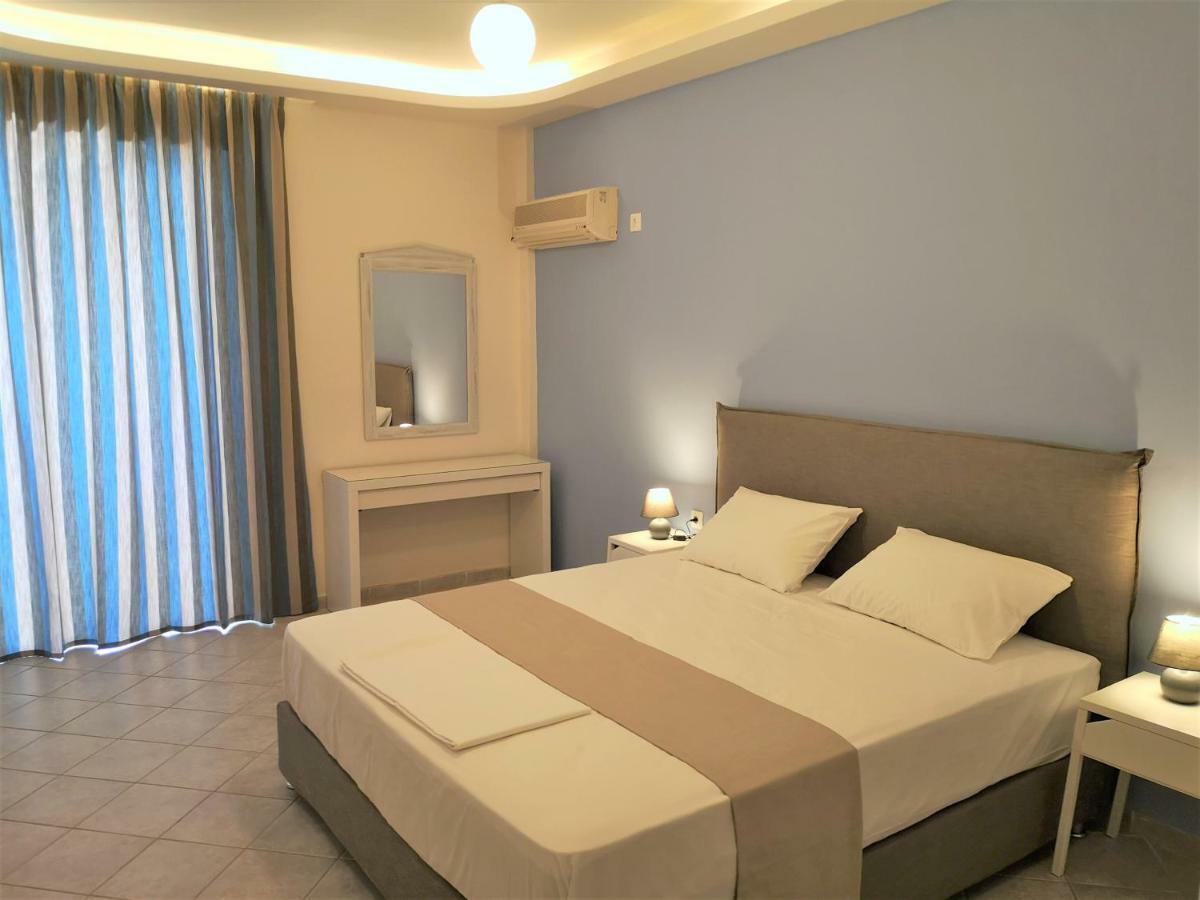 Neorio Studios Poros Town Bagian luar foto